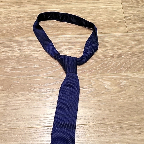 Tommy Hilfiger Other - Tommy Hilfiger 100 percent Silk-Knitted tie-Blue-OS